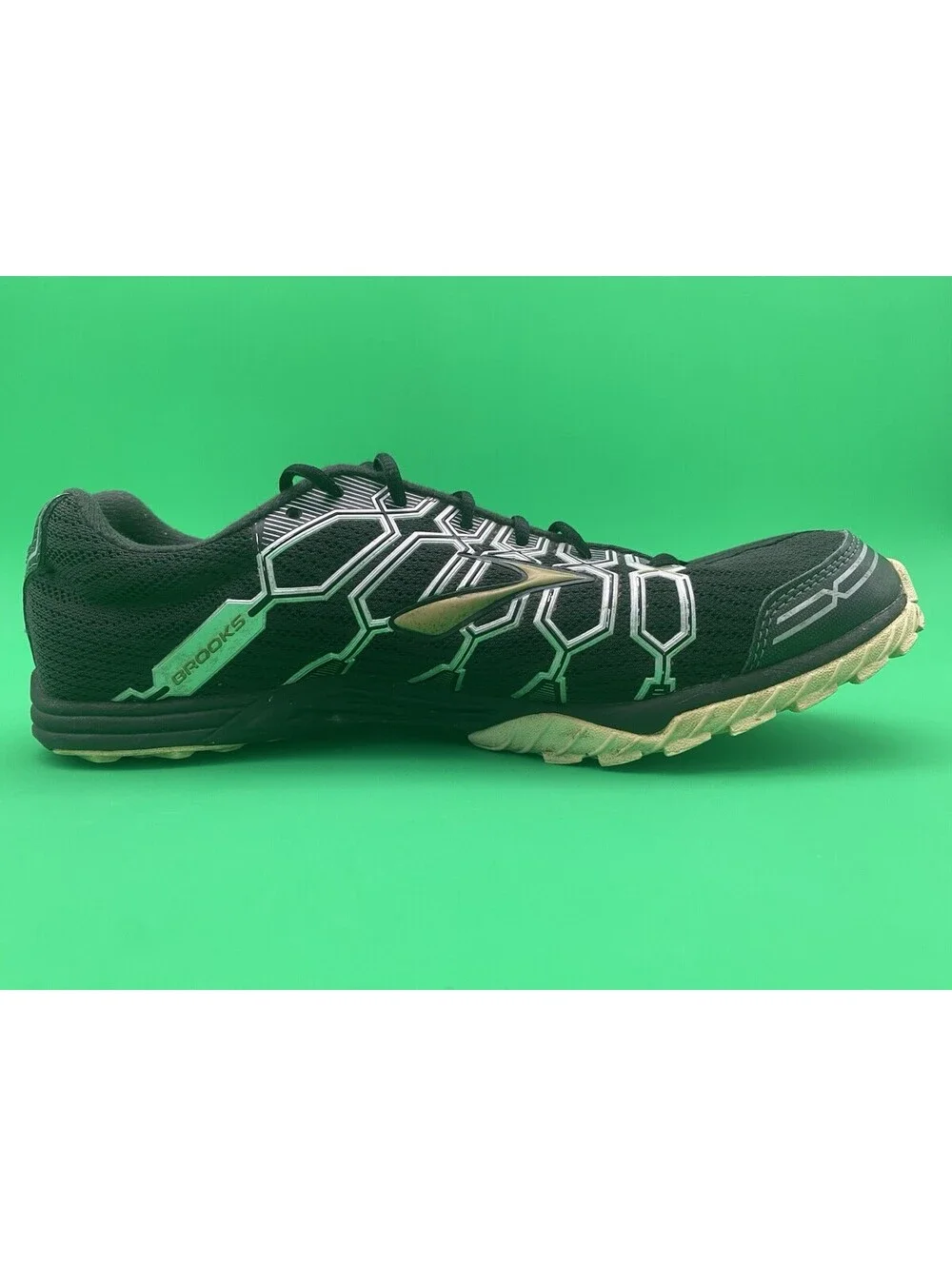 Brooks Track & Field Men's Size 9 Black Mach X Track Shoes - No Spikes